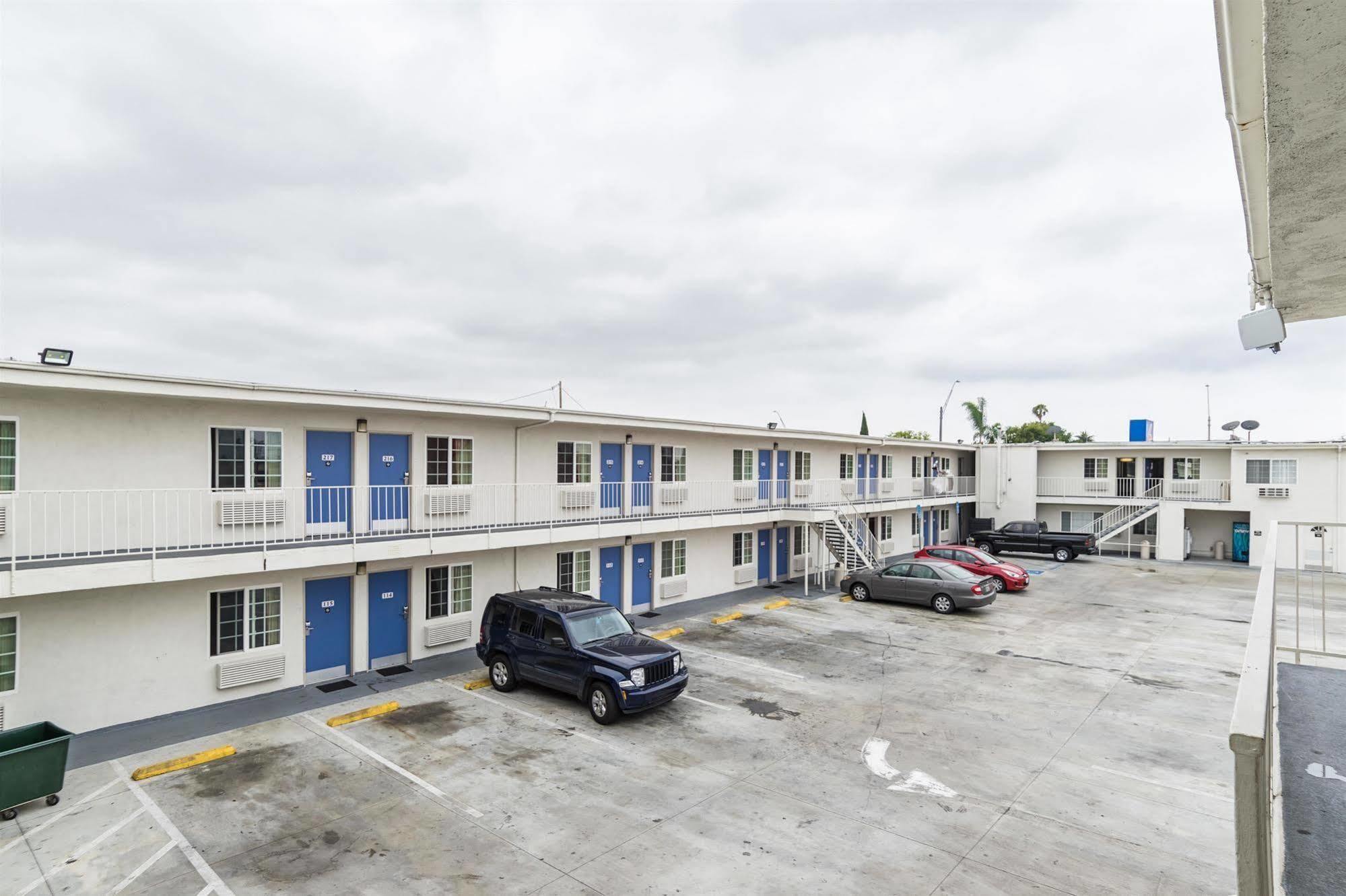 Motel 6-Long Beach, Ca - International City Exterior photo