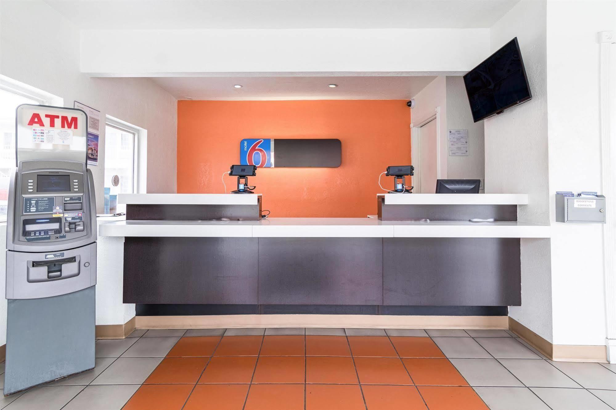 Motel 6-Long Beach, Ca - International City Exterior photo