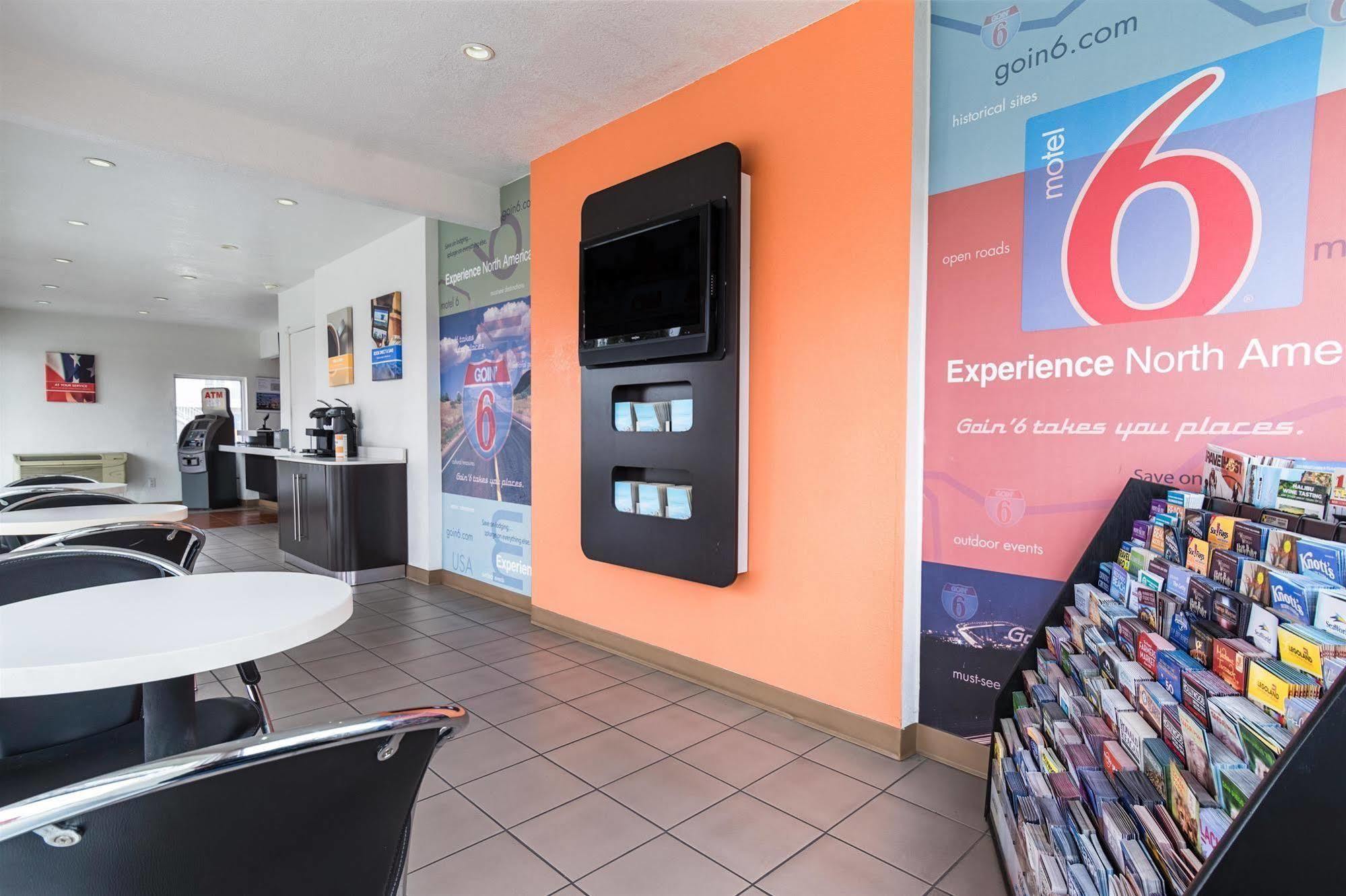Motel 6-Long Beach, Ca - International City Exterior photo