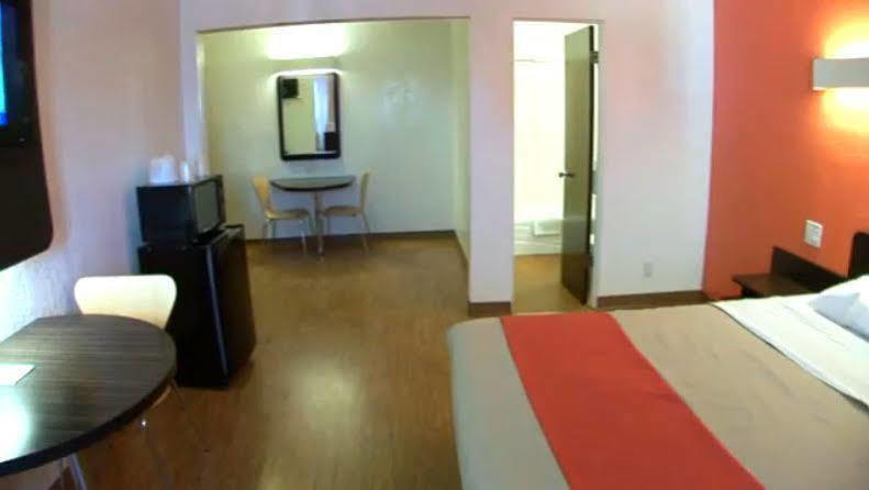 Motel 6-Long Beach, Ca - International City Exterior photo